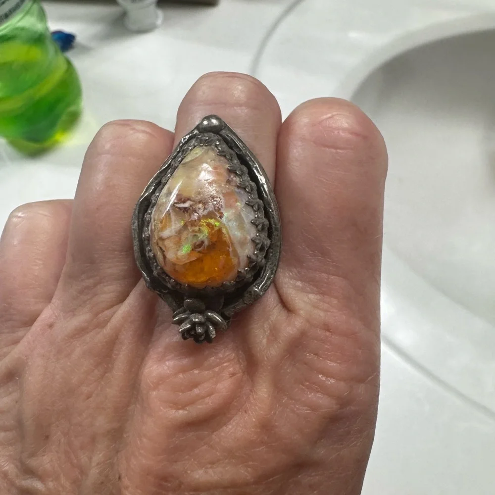 Unique Teardrop Sterling Silver Ring with Amazing Opal Stone - Picture 1 of 9